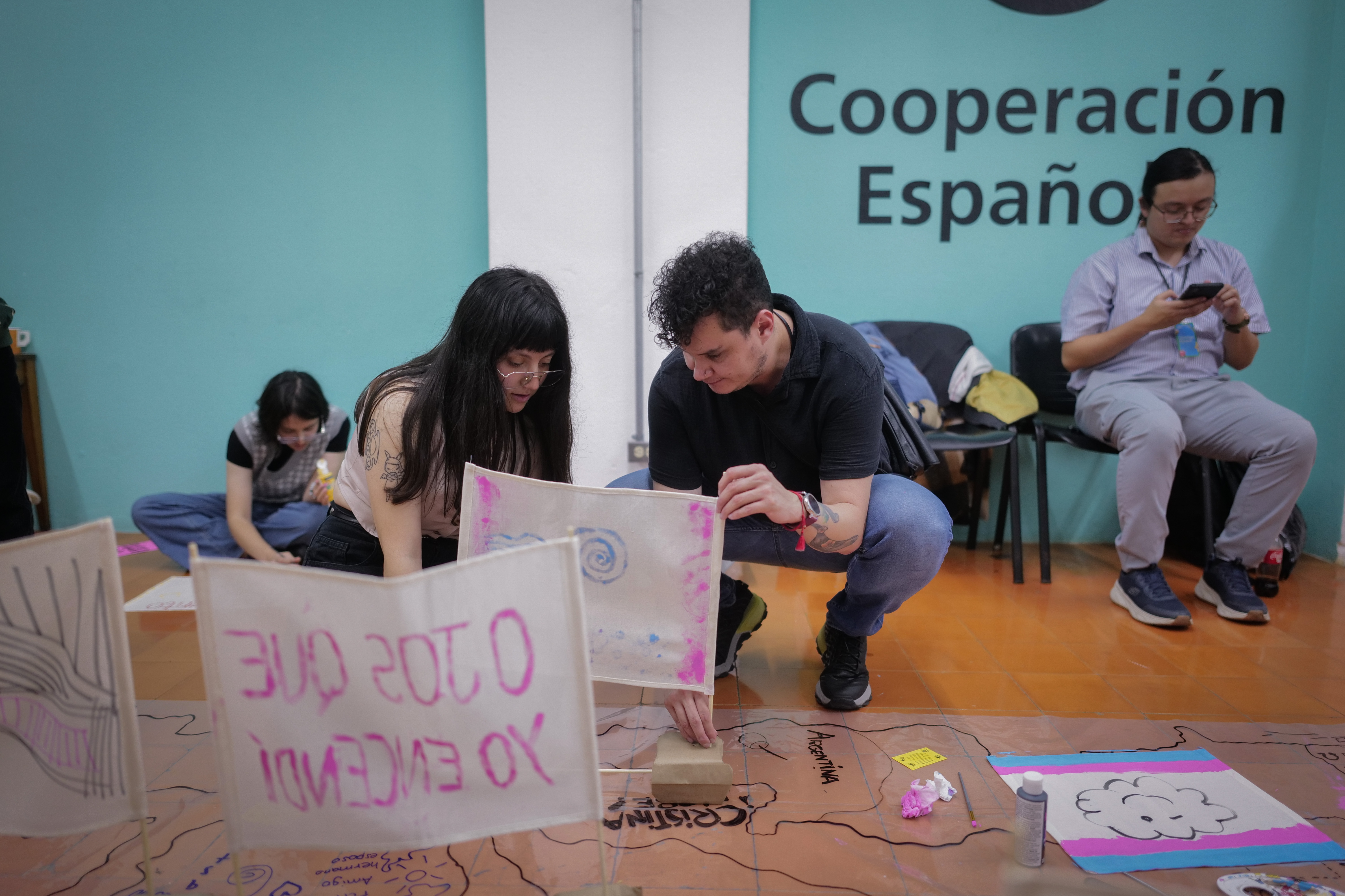 Armarios Abiertos reúne en Guatemala a representantes LGTBIQ+ para transformar los discursos de odio desde la cultura