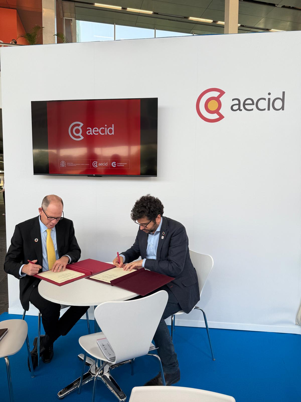 La AECID firma un Memorando de Entendimiento con la Fundación Gates, entidad referente en salud global