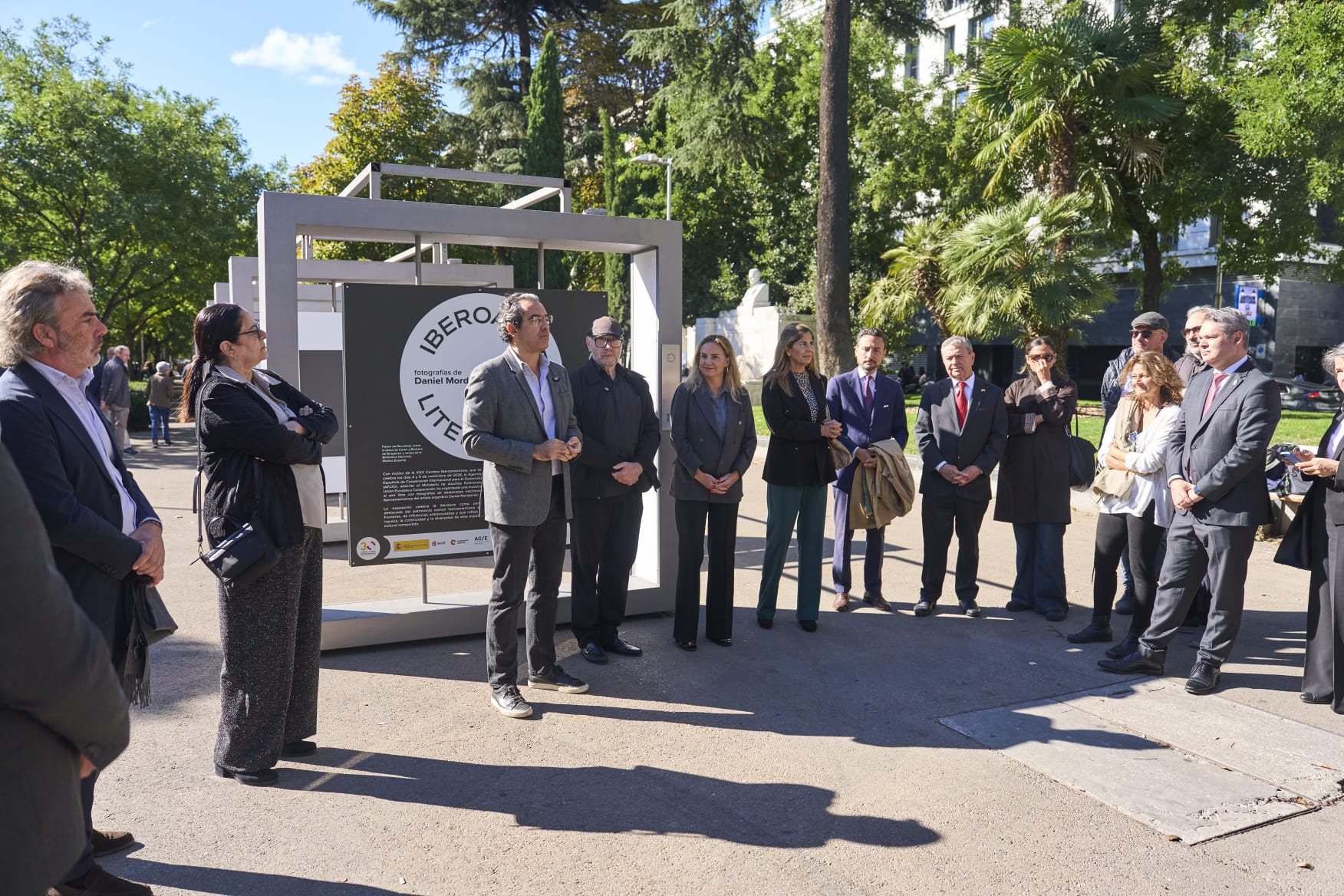 Exteriores acoge la exposición “Iberoamérica Literaria” con motivo de la Cumbre de Madrid