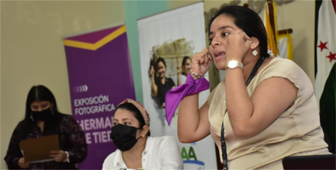 Agua: conductora de justicia y equidad para las mujeres rurales en Portoviejo