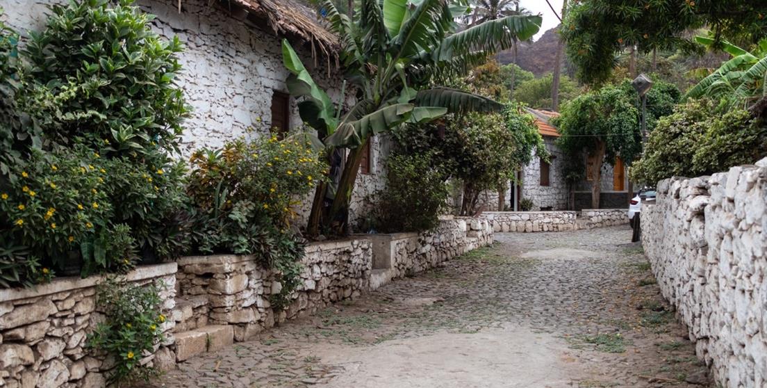 Rúa Banana. Calle urbanizada por europeos en un trópico más antigua del mundo