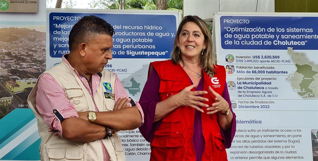 Puesta de la primera piedra de la presa La Hondura, en Santa Rosa de Copán