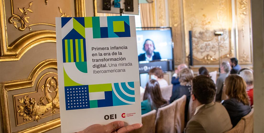 La digitalización en la primera infancia entra en la agenda de Iberoamérica, según un informe de la OEI y AECID