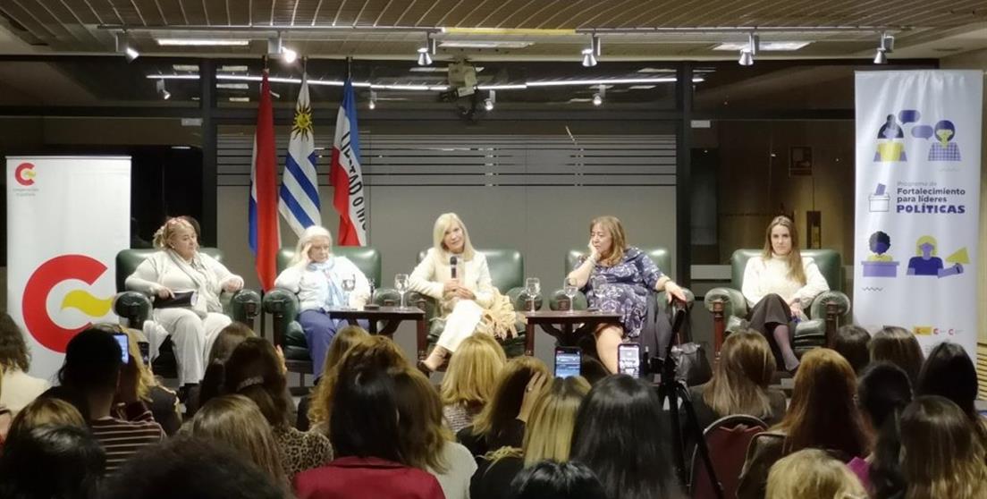 Con el fin de fortalecer participación y rol de mujeres políticas en Uruguay, se lanzó proyecto ...