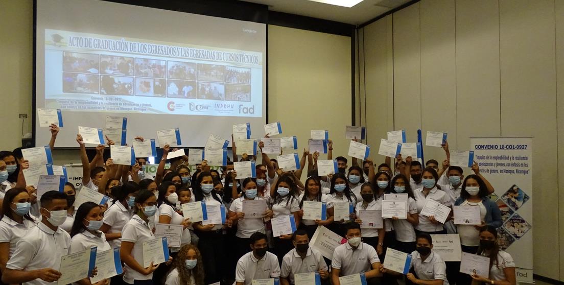 La capacitación profesional abre camino a jóvenes de escasos recursos económicos en Managua