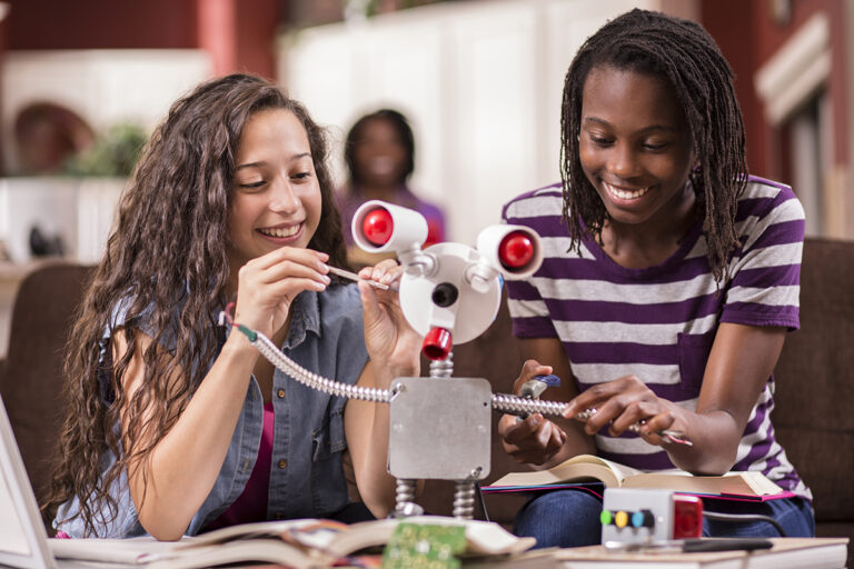 Nueve proyectos de innovación ciudadana para mejorar la calidad de vida de mujeres y niñas