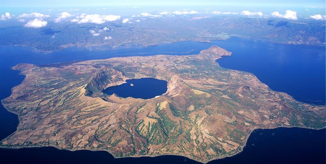 Volcán Taal en Filipinas