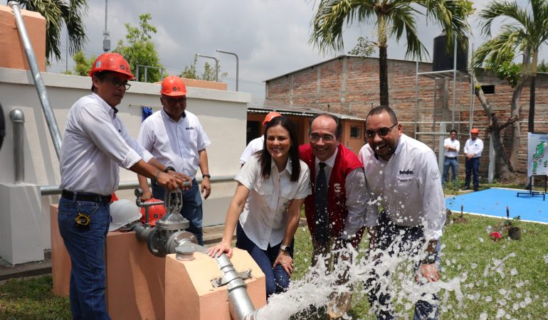 Titular de la Administración Nacional de Acueductos y Alcantarillados (ANDA), Rubén Alemán, ...