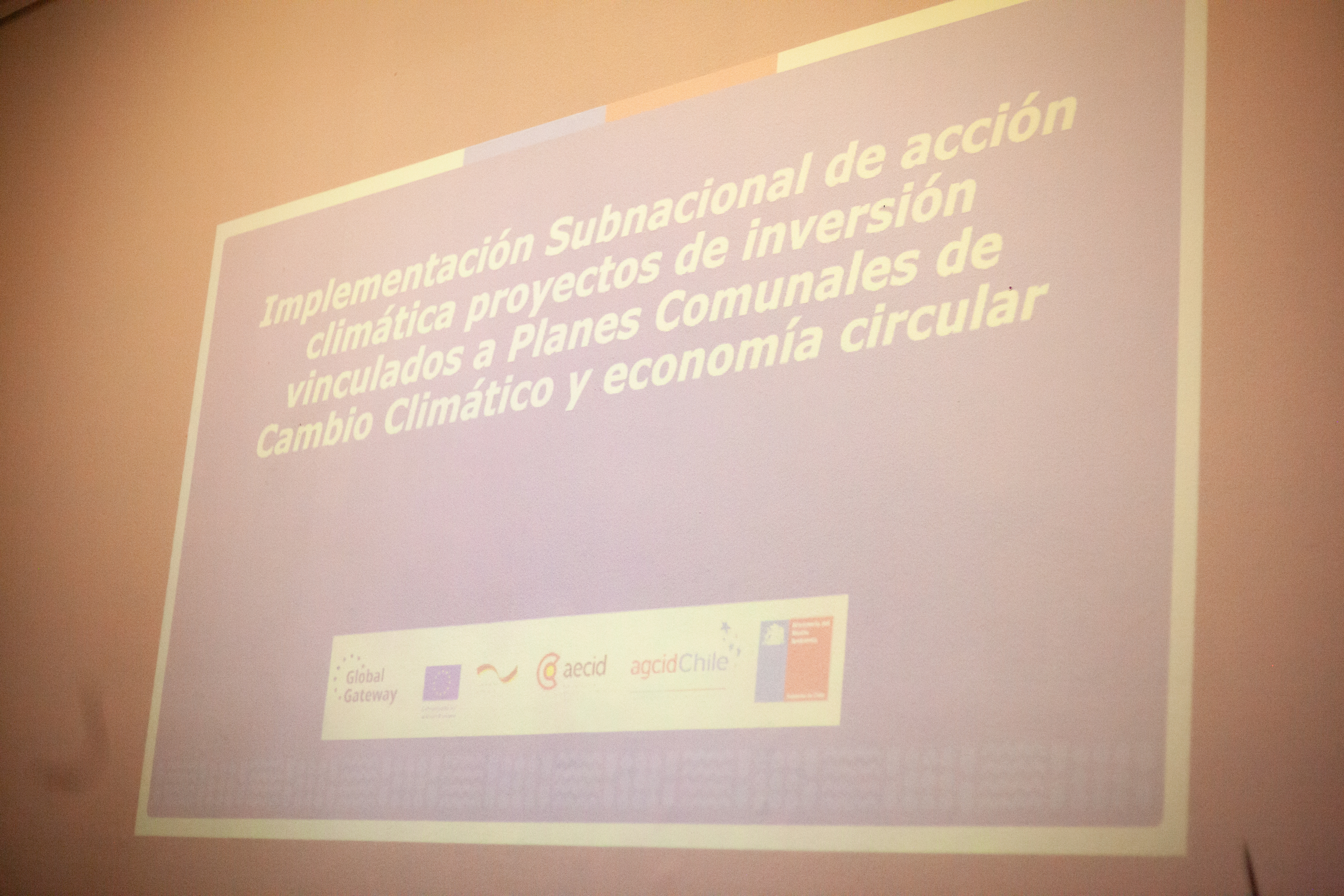 CCE Santiago acoge presentación de proyecto para fortalecer la acción climática local y la economía circular