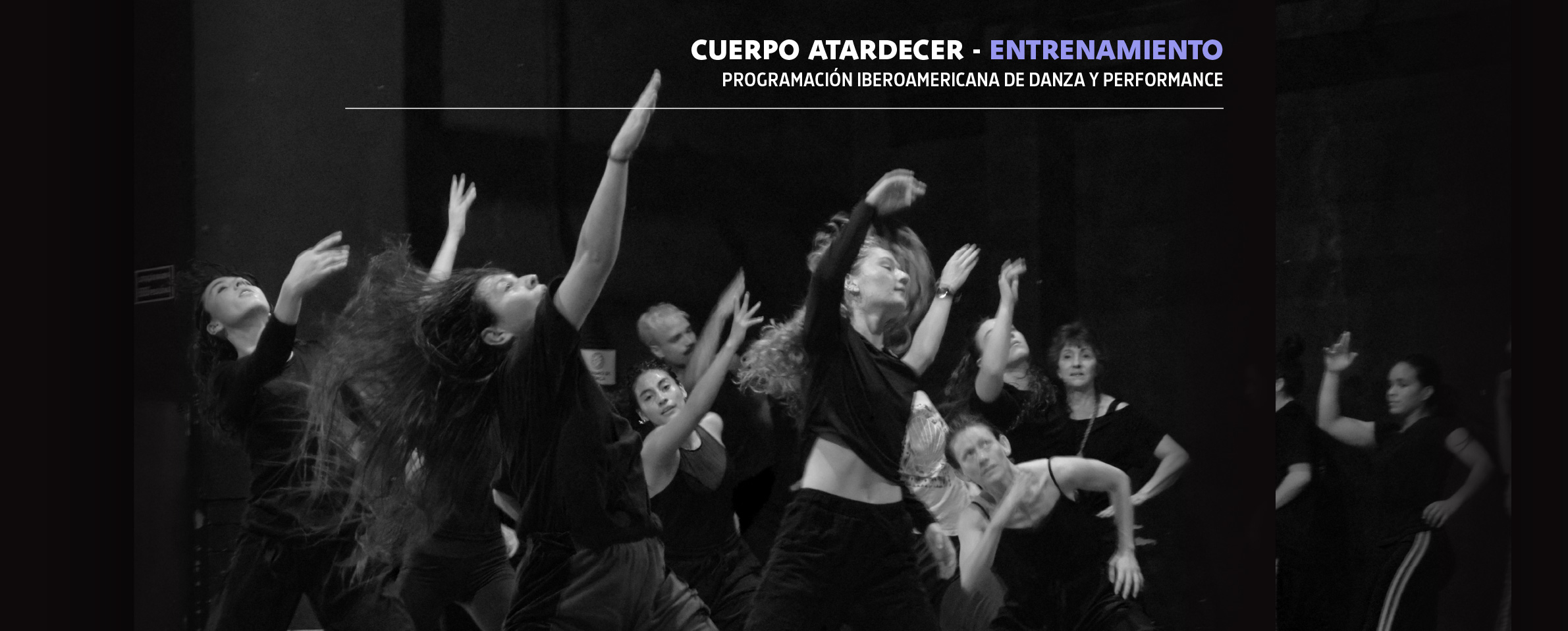 Foto de varios bailarines y bailarinas recibiendo una clase de danza. En la parte superior se lee CUERPO ATARDECDR-ENTRENAMIENTO, PROGRAMACIÓN IBEROAMERICANA DE DANZA Y PERFORMANCE.