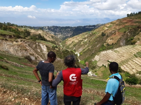 Con motivo del día mundial del agua, 22 de marzo, resaltamos las experiencias de varias iniciativas que el Fondo de Cooperación para Agua y Saneamiento implementa en Haití para destacar el significado y el verdadero valor del líquido esencial.