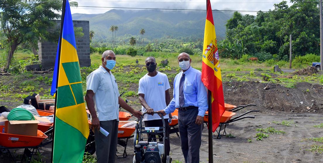 España ayuda a San Vicente y las Granadinas a recuperarse de la erupción del volcán la Soufriere