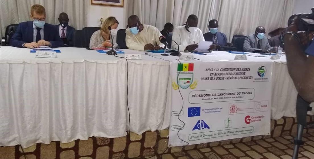 lanzamiento fase Pacto Alcaldes en Pikine, Senegal