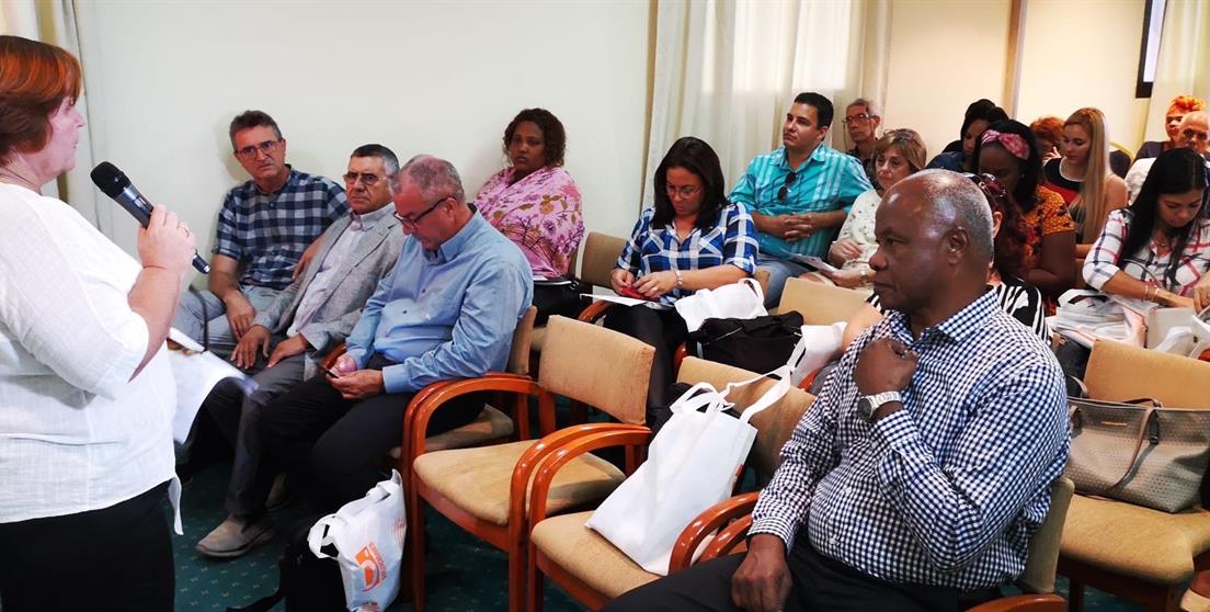 Sesión de expertos para luchar contra la contaminación de la Bahía de la Habana