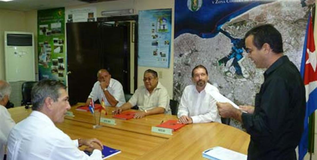Firma acuerdo para proyecto en La Habana y Santiago de Cuba